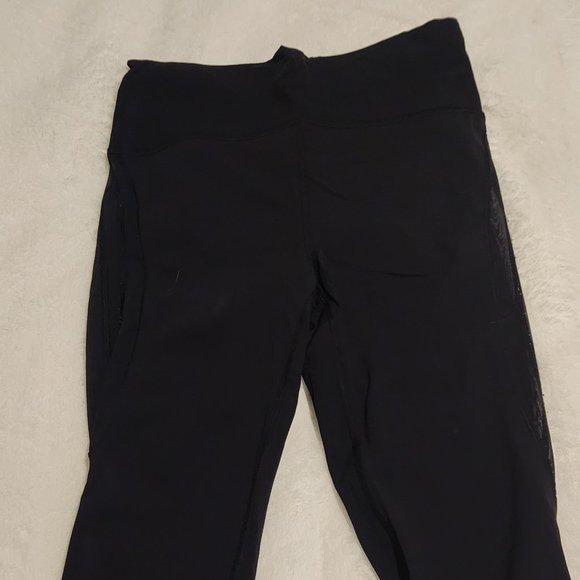 Lululemon cropped leggings - Picture 1 of 4